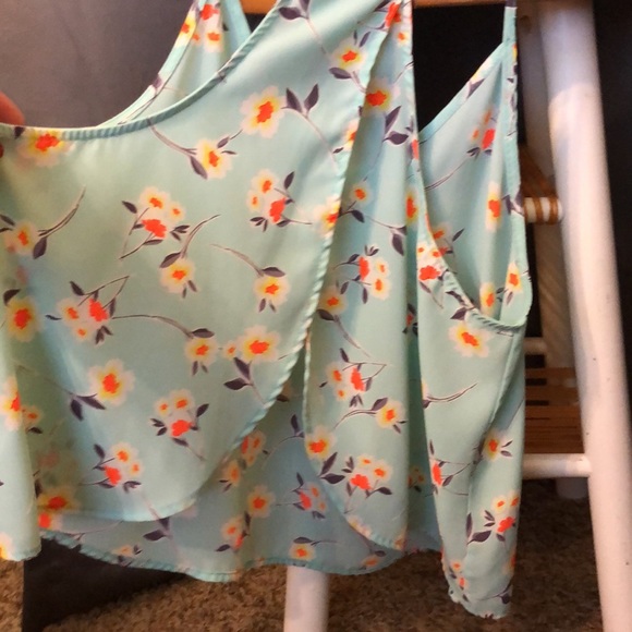 Cute tank with a fun back - Picture 3 of 3